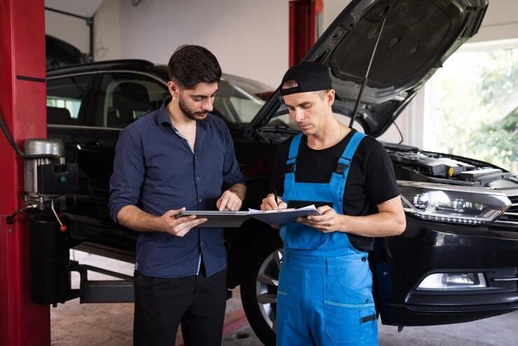 Certified Auto Mechanics in Noida – Why Experience Matters for Premium Cars