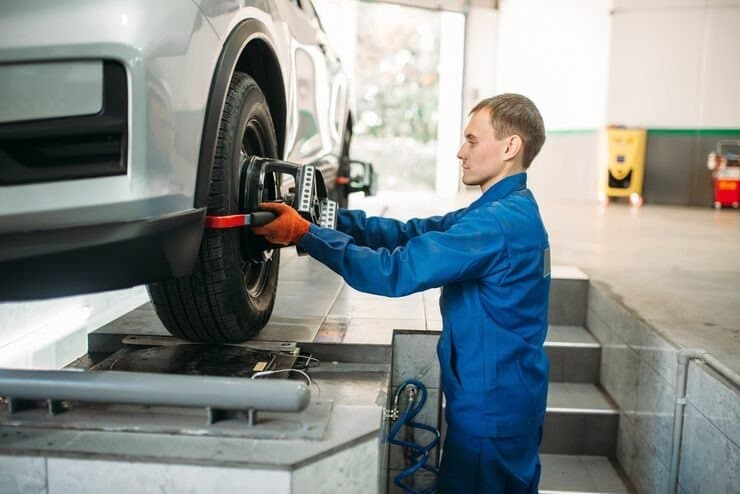 Wheel Alignment and Balancing Service in Noida | Smooth & Safe Driving